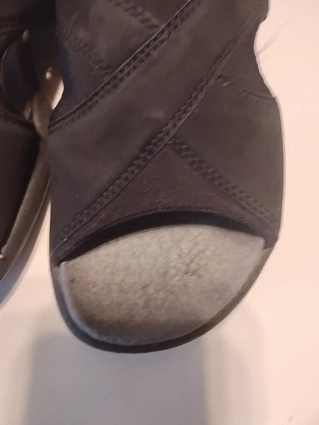 Women's 6 Merrell Topo Cross Black Suede Leather Sandals Air Cushion Slide Vtg