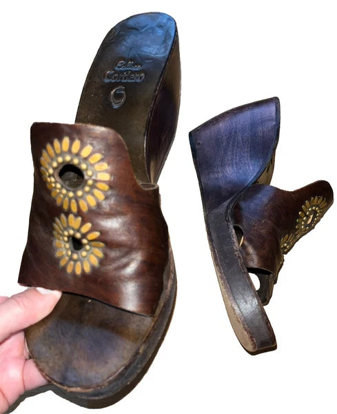 Calleen Cordero studded leather handcarved 3.5” wood wedge platform Sandals Sz 9