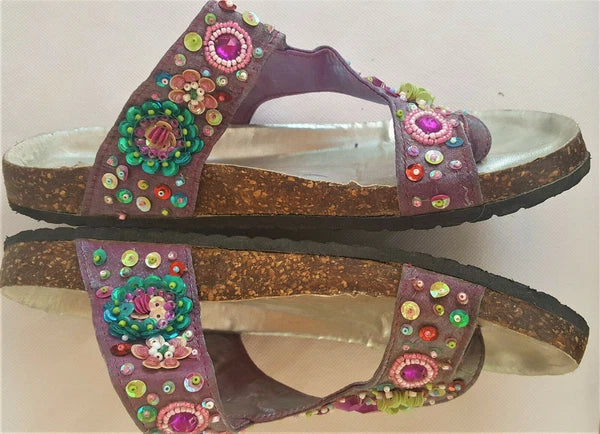 Koan Womens Slip On Thong Flat Sandal Silver Embellished Sz 7.5