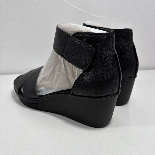 Naturalizer Riviera Womens Sz 8.5m Black Leather Flat Wedge Sandals NEW