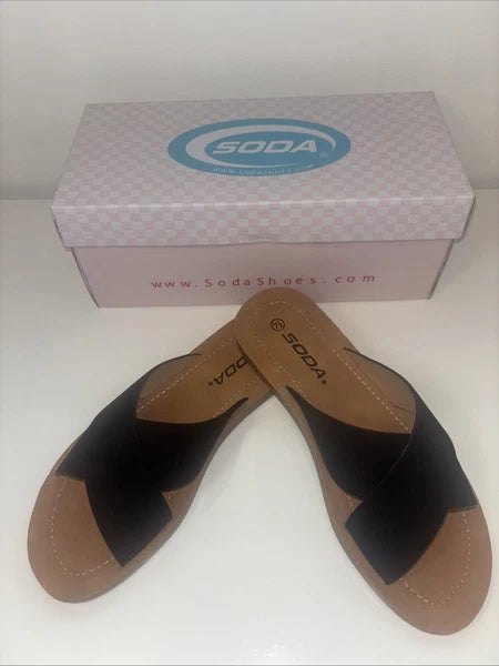 Black Slide Sandals Sz 7.5 Spring summer boho folk indie quiet luxury Classi NWT