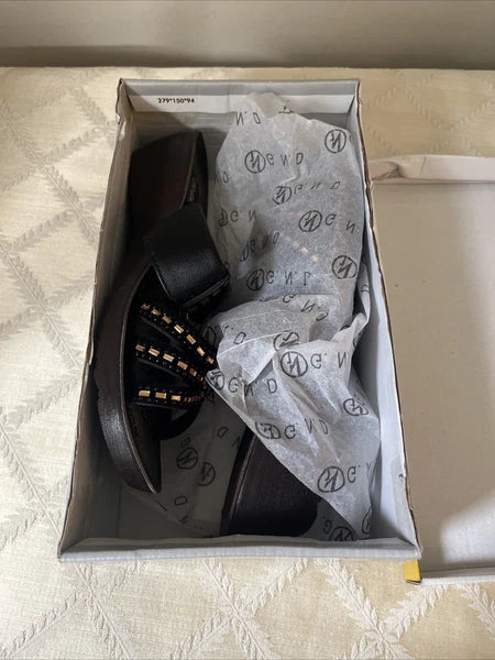 G.N.D Womens  Sz 7 1/2 Black  rhinestone accent Sandals New in Box style # 9639
