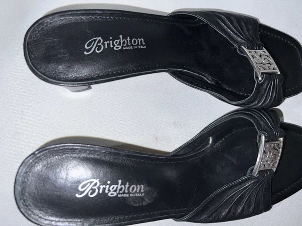 BRIGHTON Shoes Women's Size 7.5 Black Leather Silver Accent TARRAH Sandals Heels