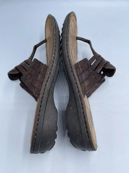 UGG Sandals Women’s Size 10 Woven Brown Leather Slide Style