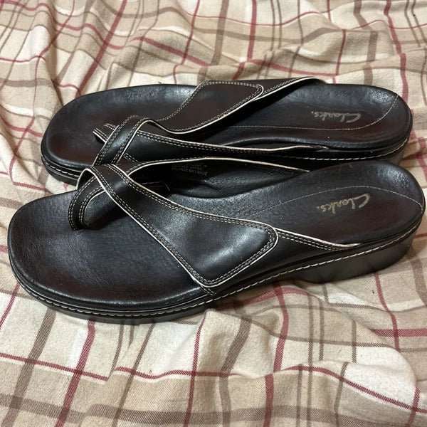 Clarks Womens Soft Black Leather Sandals Grannycore