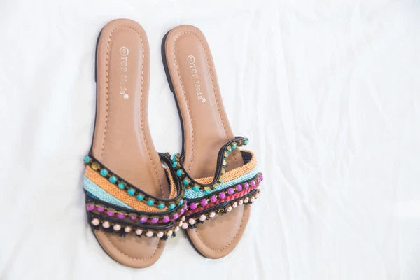 Top Moda Sandals Slides Flats Multicolor Size 6 Studded Rope Fashionable