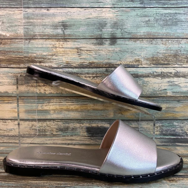 Charles David Slide Sandal Womens Sz 7.5M Silver Leather Low Heel Slip On Casual