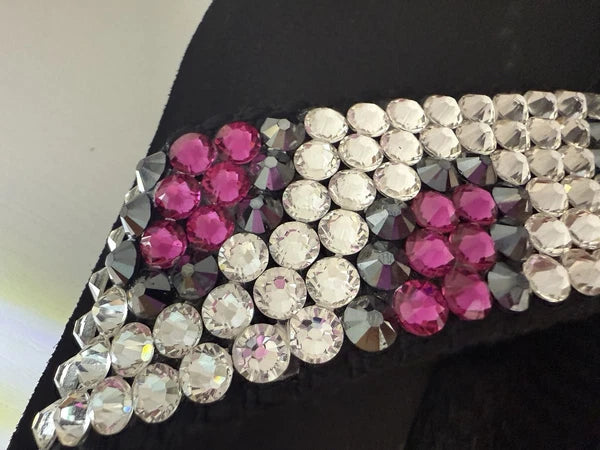 Bedazzled Crystal Y2K Black Flip Flop Wedge Pink And Black Women’s SZ 8