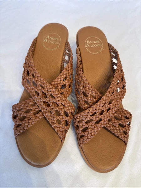 André Assous Bryana Women’s Woven Wedge Sandals Brown Size 8 M NWOT