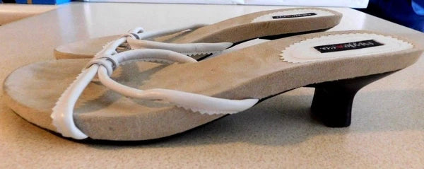 Style & Co. Women's Split Toe Casual 1 1/2'' Heeled Shoes, White,Size 9M