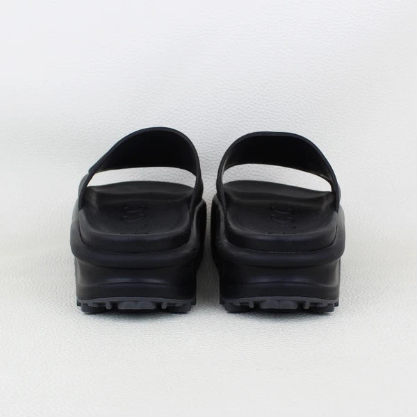 Gucci Interlocking G Women's Slide in Black Rubber Platform Sandals - Size 38/8W