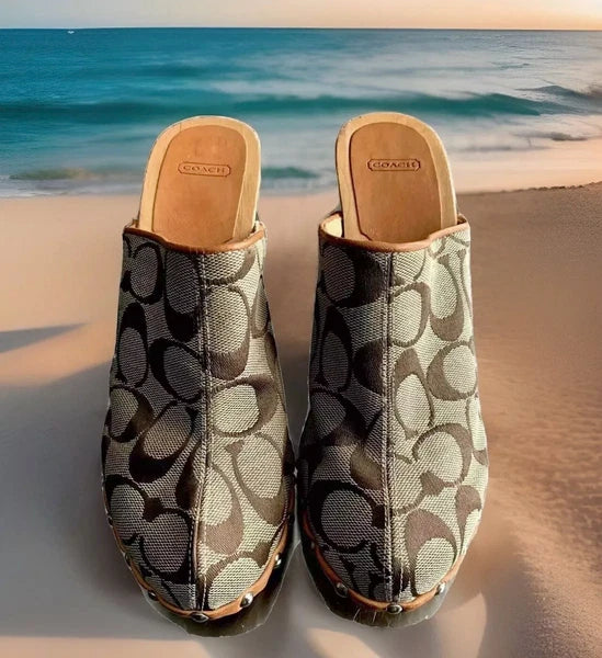 COACH “FELICITY” MONOGRAM CANVAS CLOG HEEL/SANDALS BROWN WOMENS 6 MADE IN ITALY