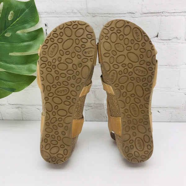 Taos Wedge Sandals Women's 9/40 Tan Leathe Gladiator Strappy Comfort Casual