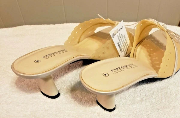 Women's Expressions Clear/Pearl Slide Sandals  Sz  8 New in Box Style #19121
