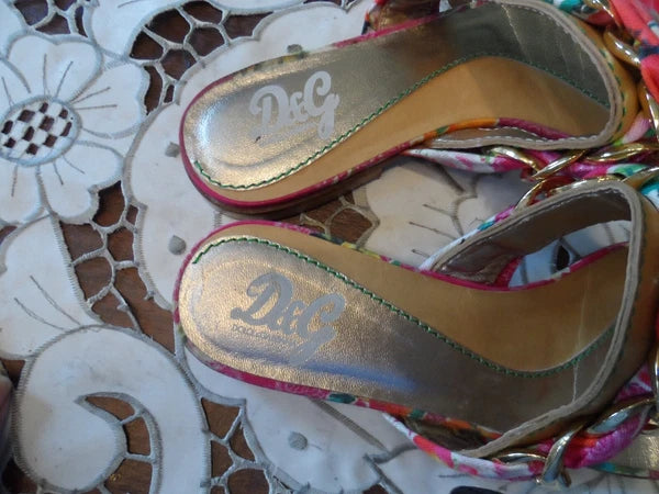 D&G Dolce & Gabbana Multicolor Floral Leather/Fabric T-Strap Sandals Size 7US