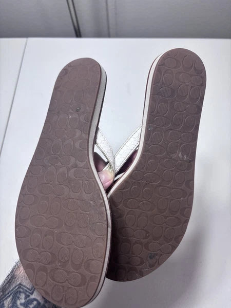 Coach Women's Thong Sandal Size 6 Metallic Sliver Leather Slip On Slide Flat