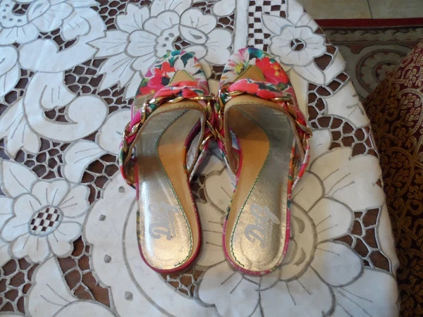 D&G Dolce & Gabbana Multicolor Floral Leather/Fabric T-Strap Sandals Size 7US