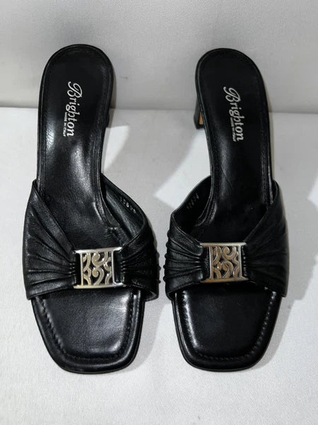 BRIGHTON Shoes Women's Size 7.5 Black Leather Silver Accent TARRAH Sandals Heels