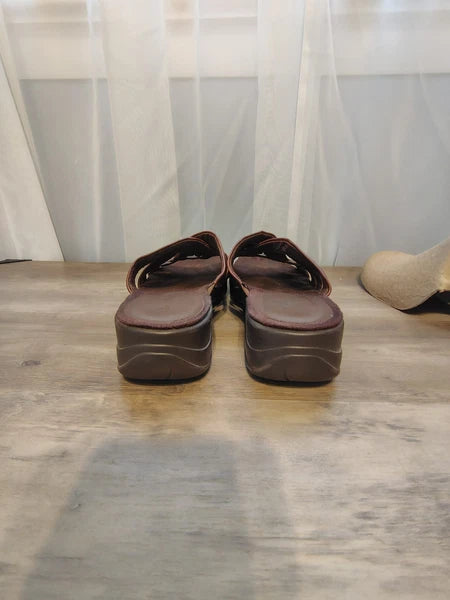 Baretraps Women's Sz 9 Jolan Style Slip On Sandals Brown Low Heel