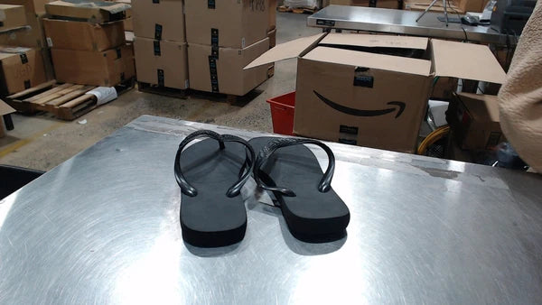 UsedGood_Havaianas Top Flip Flops for Women - Summer Style Sandals -_Black_Sz7-8