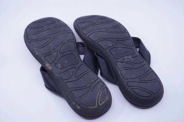 BOC Born Concept Womens Size 9M Black Thong Style Slide On Sandals Comfort Beach