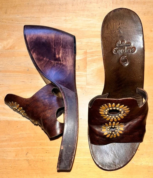 Calleen Cordero studded leather handcarved 3.5” wood wedge platform Sandals Sz 9