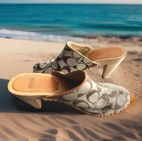 COACH “FELICITY” MONOGRAM CANVAS CLOG HEEL/SANDALS BROWN WOMENS 6 MADE IN ITALY